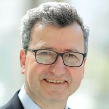 Porträt von Jens Gnisa